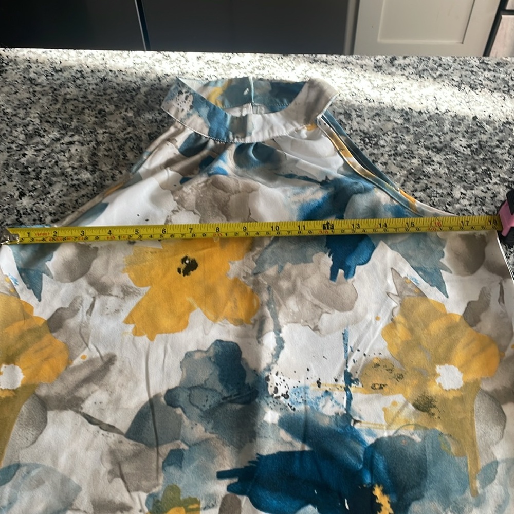 Watercolor Floral High Neck Halter Top Size Small - Picture 9 of 10